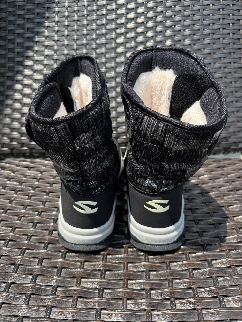 N/A kids winter